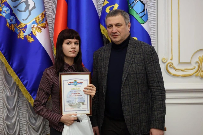 Рисунки напомнили жителям Самары о важности выбора в пользу спорта и семьи | Источник: Администрация городского округа Самара