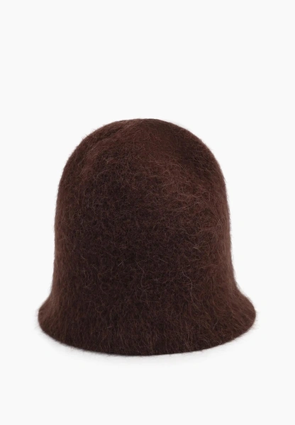 Шляпки-клош снова в моде спустя 100 лет: с чем их сочетать? Шляпки-клош снова в моде спустя 100 лет: с чем их сочетать?