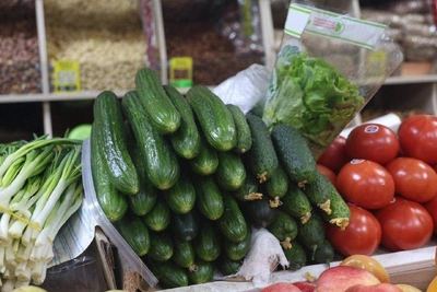 Огуречный шок: причины роста цен на огурцы до 700 рублей