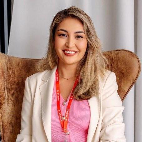 <p>Алина Яшкина</p>