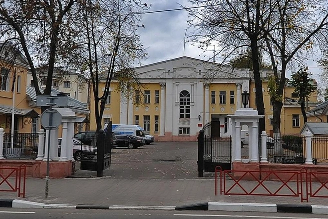 В 2023 году в усадьбе Вахрамеева произошел пожар | Источник: «Яндекс.Карты»
