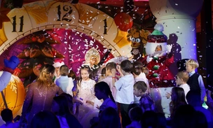 Виктория Лопырева, Дмитрий и Полина Дибровы, Ольга Орлова и другие звезды посетили традиционную Ёлку Шкулев Холдинг