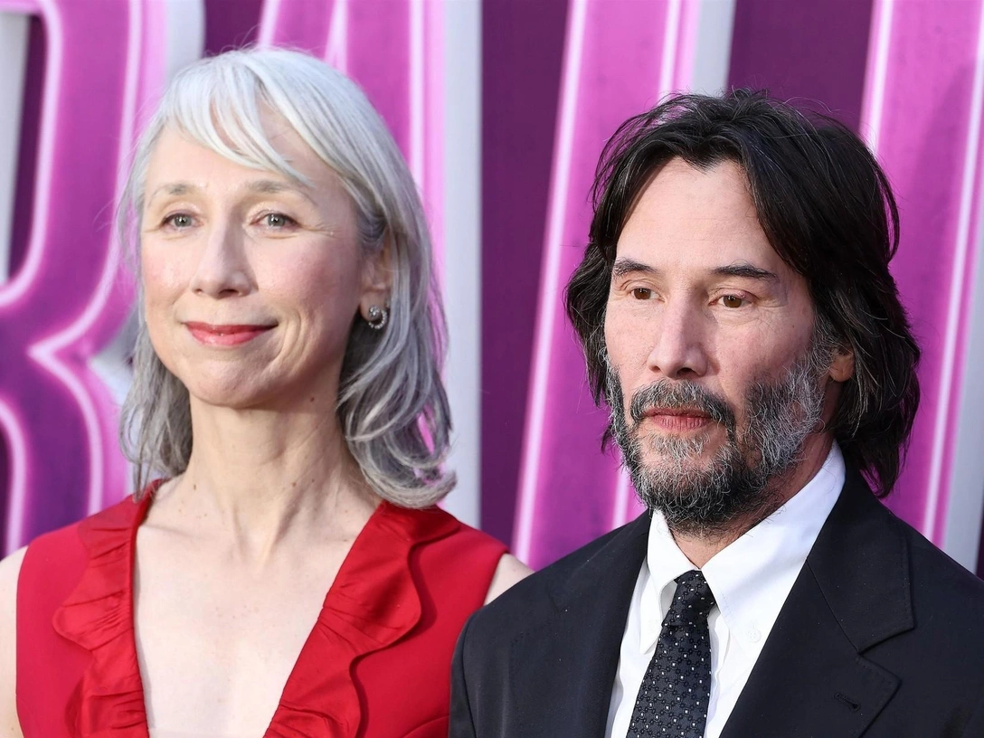 Киану Ривз тайно женился | marieclaire.ru