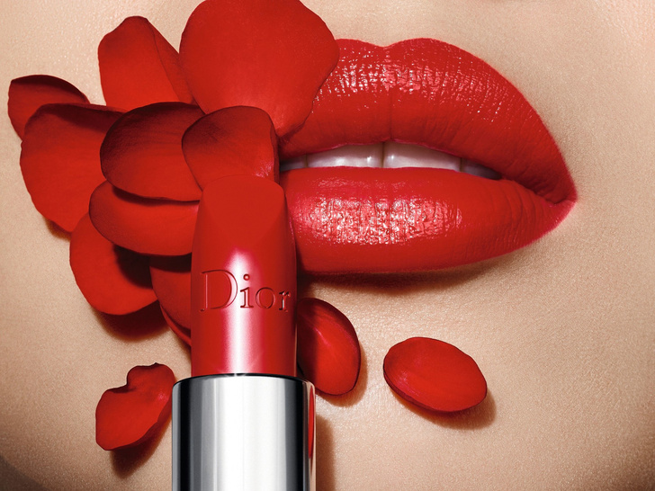 Макияж губ в стиле Dior: 2 незаменимых бьюти-средства