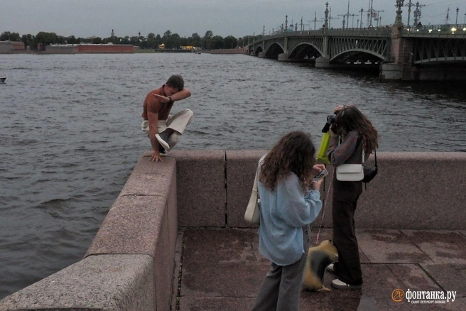 Безымянный, потому что наш. Синоптик Колесов показывает «красавца», от которого никуда не деться | Источник: Михаил Огнев / «Фонтанка.ру»
