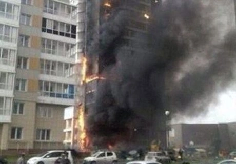 В Красноярске загорелся 25-этажный дом (видео) | ya62.ru