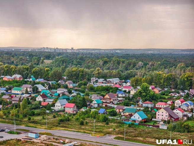 Вдалеке виднеется Дема | Источник: Булат Салихов / UFA1.RU