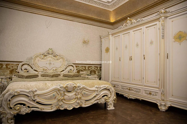 Кровать точно king size | Источник: elitekrsk.ru
