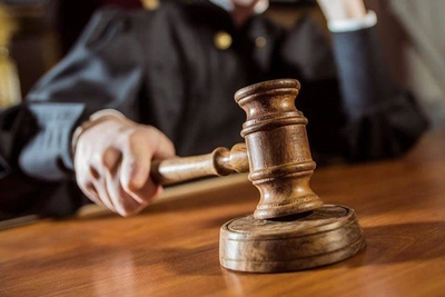 Суд вынес приговор по делу о краже кошелька на заправке