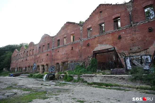 Здесь в целом оттерли копоть | Источник: Анатолий Карбинов / 161.RU
