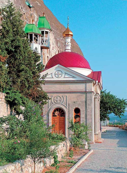 Севастополь и окрестности: самый подробный гид по городу, пляжам и интересным местам