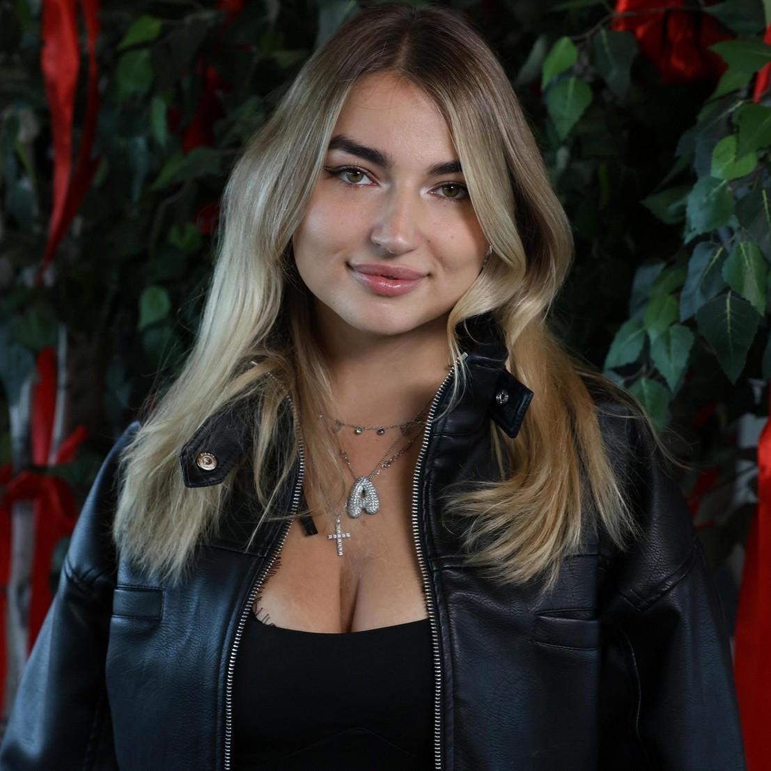 <p>Арина Киселёва</p>