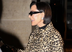 Крис Дженнер в Париже