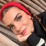 <p>Пелин Карахан</p>