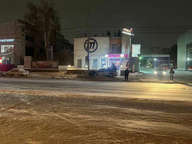 На месте происшествия работали сотрудники полиции. | Источник: ГАИ Новосибирска