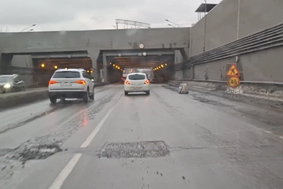 Власти Волгограда объяснили ямы под путепроводом «Сталинград»