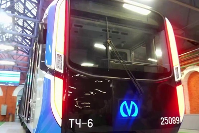 Second Baltiyets train arrives on blue metro line