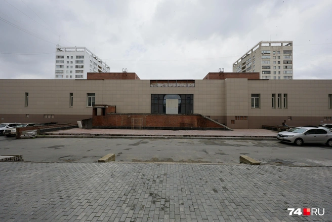 Здесь хотели сделать ТРК, потом&nbsp;— спортшколу | Источник: Наталья Лапцевич