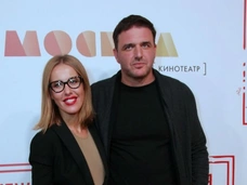Ксения Собчак проигнорировала Максима Виторгана на премьере в Москве