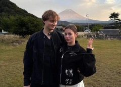 Блогер Exile сделал предложение возлюбленной Каролине после восьми лет отношений