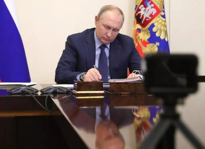 Путин подписал «пакет» законов о поддержке населения в период санкций | ya62.ru