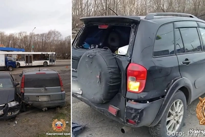 Неуправляемый автобус протаранил шесть машин в Петропавловске-Камчатском