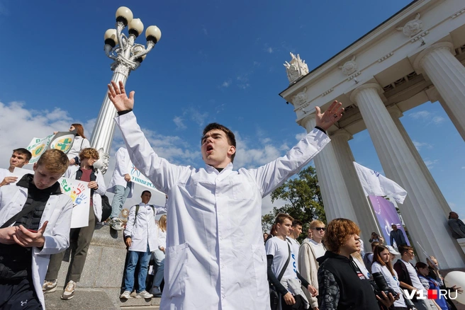 Этим утром студенты вдоволь накричались | Источник: Алексей Волхонский