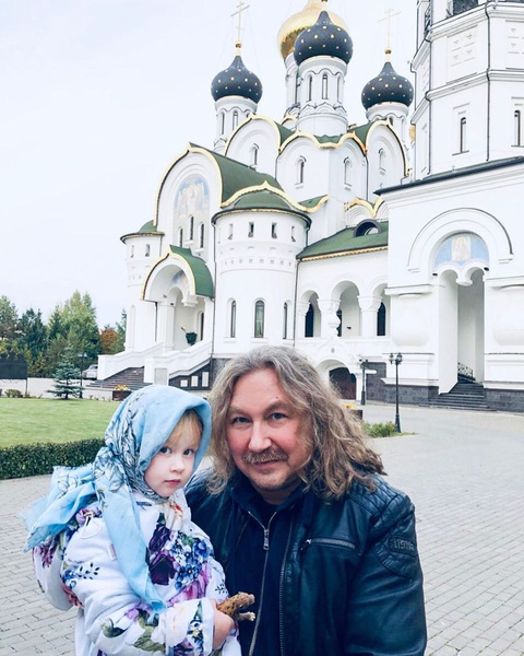 Игорь Николаев проводит все свободное время с маленькой дочерью