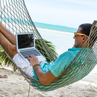 «Пришло время валить»: удаленщики покидают Сочи — теперь им милее Абхазия с Арменией