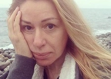 Алена Апина иронизирует над своим возрастом