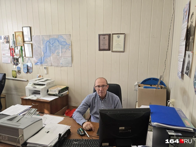 В кабинете Семена Изявича | Источник: Семен Коротов-Майбах / 164.RU