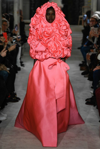 Показ Valentino весна/лето 2019 Couture, 23 января