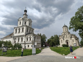 Спасо-Андроников монастырь — очень древний и красивый | Источник: Серафима Путиева / MSK1.RU
