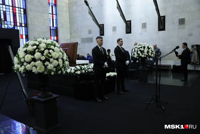 В Москве простились с известным адвокатом Генрихом Падвой | Источник: Артём Устюжанин / MSK1.RU