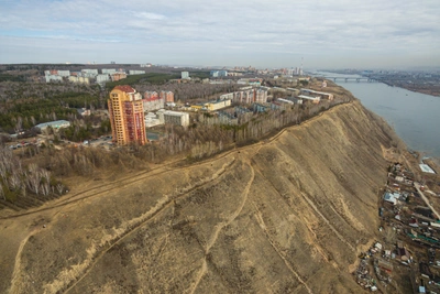 В Академгородке могут перепутать «Красивый берег»