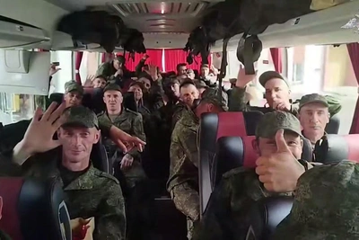 Двое воронежских военных вернулись из украинского плена