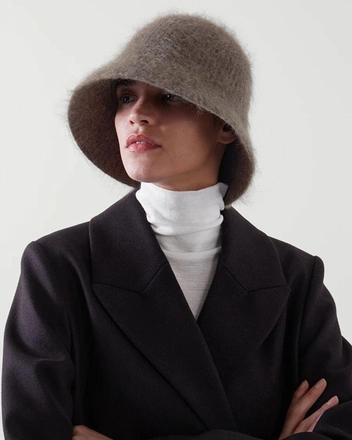 Источник: cos.com