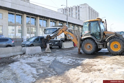 Во Владимире возобновили благоустройство Вокзальной площади