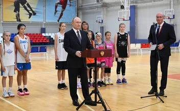 Академию дистанционно представили Владимиру Путину | Источник: Евгений Солнцев / T.me