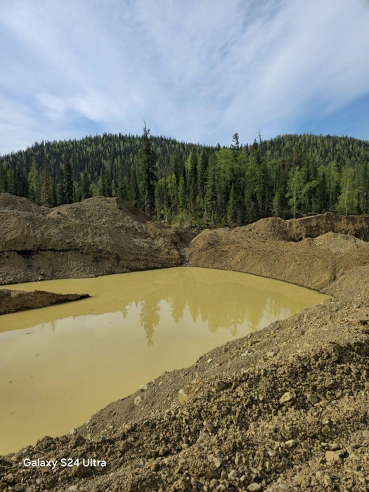 Надзорные мероприятия, направленные на предотвращение и пресечение незаконной золотодобычи на реках Кузбасса, продолжаются | Источник: www.city-n.ru