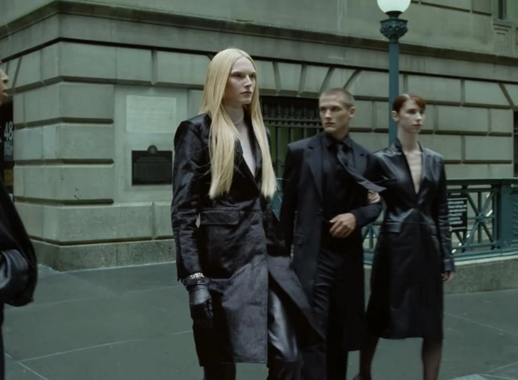 Что покупать в Zara зимой 2025-2026: платья и куртки из коллекции Ludovic de Saint Sernin | Источник: Zara