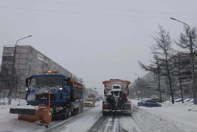 В Туле ликвидируют последствия сильного снегопада