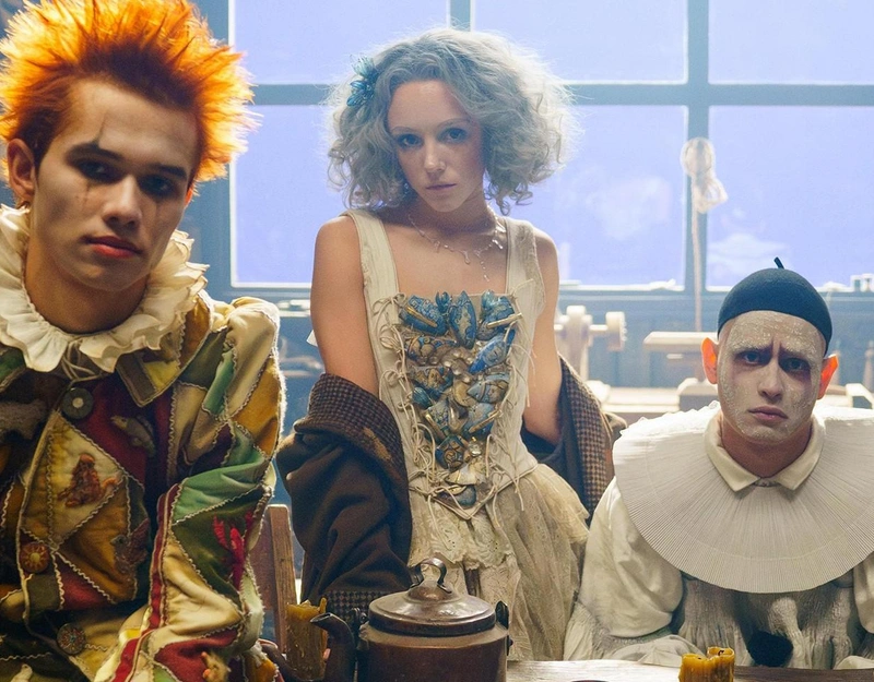 На грим Бондарчука уходило 2 часа, а целый город отстроили за 4 месяца: как снимали «Буратино»