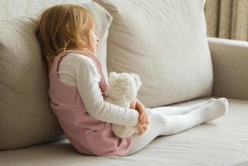 «Пятилетка плачет, что не хочет быть бабушкой, а потом умереть и лежать в земле»