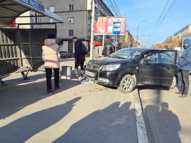 ДТП произошло днем | Источник: «АСТ-54 Black» / Telegram