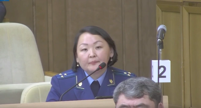 Прокуратура считает, что Филиппов грубо нарушил федеральный закон | Источник: Государственное собрание Ил Тумэн по РС (Я) / Vk.com