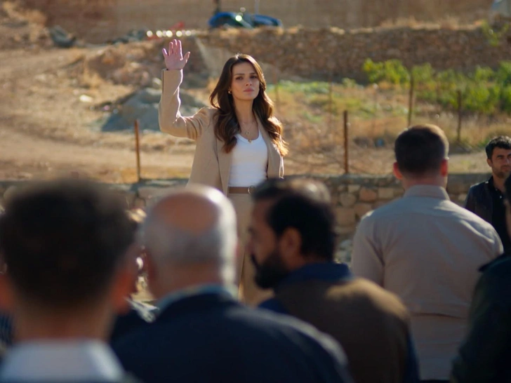 Источник: Кадр из сериала «Далекий город»