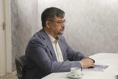 Мельниченко и Халилов обсудили развитие МСБ в Пензенской области