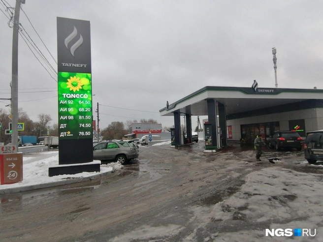 Все виды топлива на «Татнефти» есть в наличии | Источник: Егор Сафронов / NGS.RU