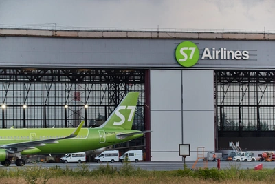 Авиакомпанию S7 оштрафовали за снятый с рейса чемодан